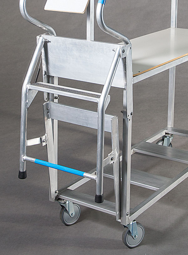 Produktabbildung eines Kommissionierwagen aus Aluminium, Projektwagen, Griffergonomie - Detailansicht